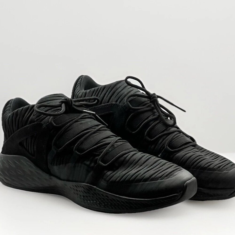Nike - Air Jordan || Formula 23 Low - 919724 010 -